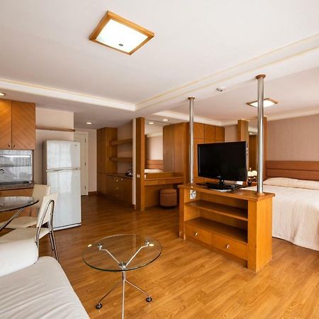 Roseate Ratchada Aparthotel Bangkok Luaran gambar