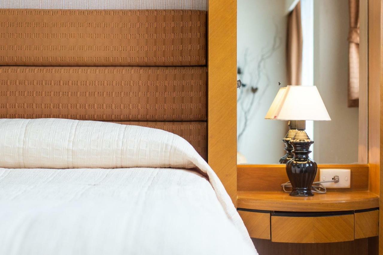 Roseate Ratchada Aparthotel Bangkok Luaran gambar