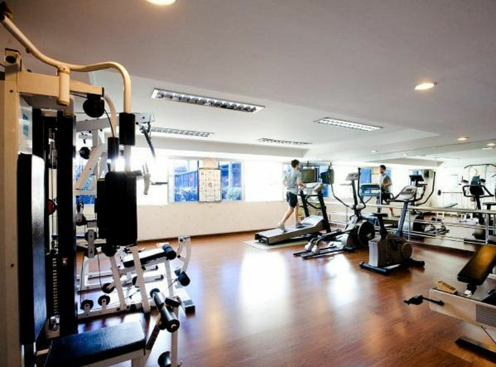 Roseate Ratchada Aparthotel Bangkok Luaran gambar