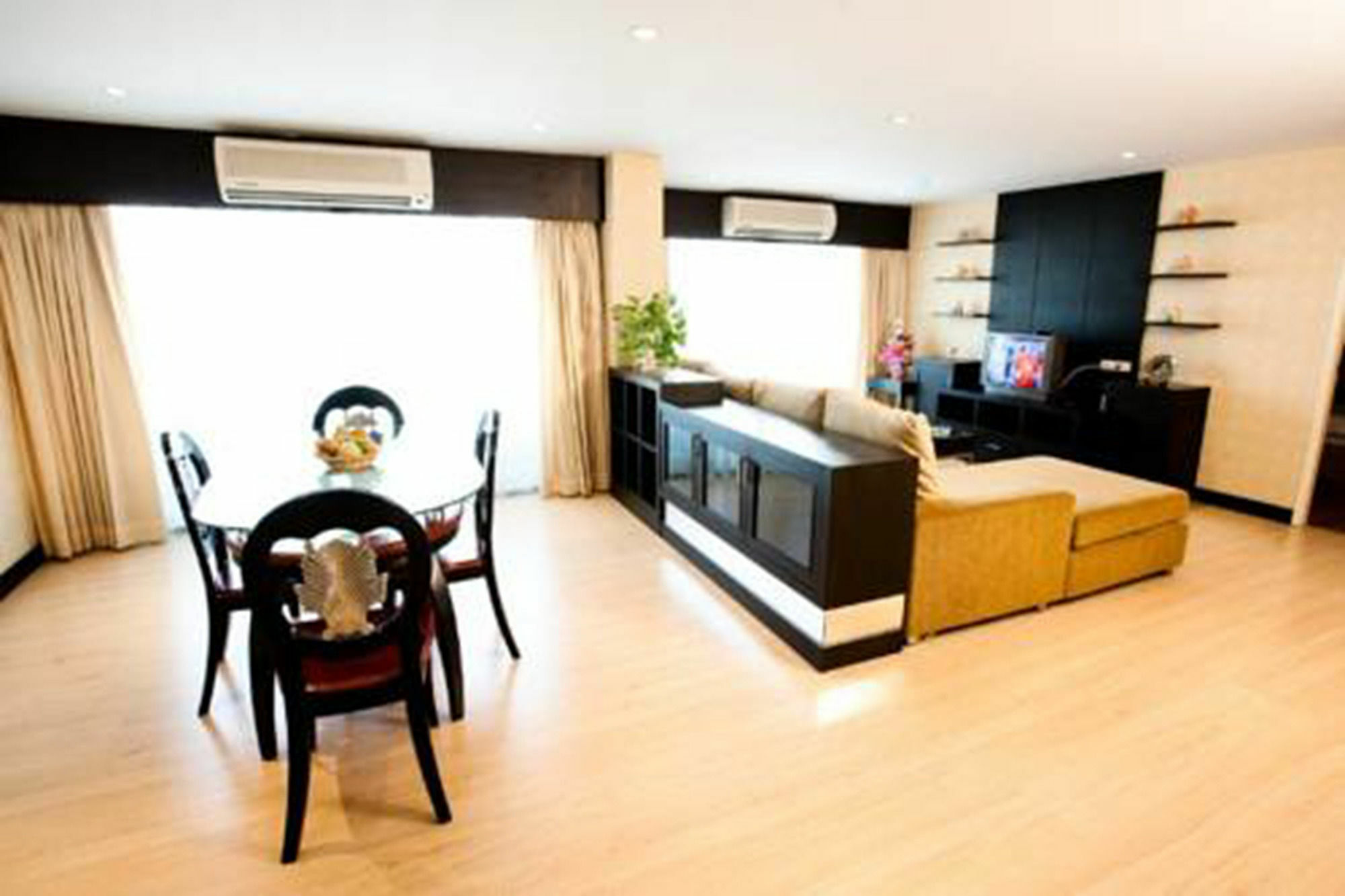 Roseate Ratchada Aparthotel Bangkok Luaran gambar